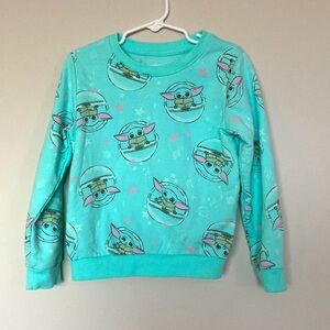 BABY Yoda Sweatshirt 5T